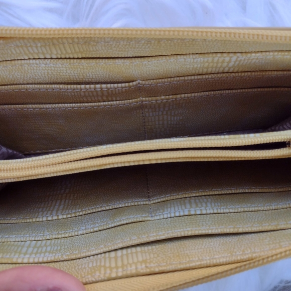 Wallet - Picture 5 of 8